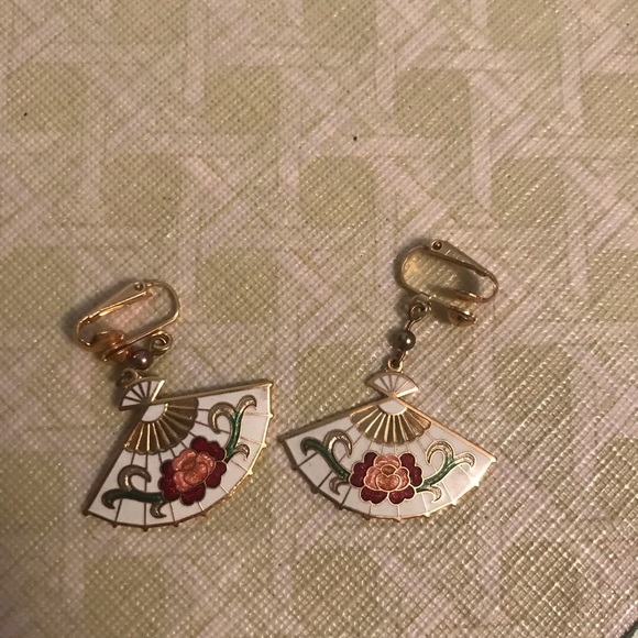Clip on earrings, Japanese fan - Picture 1 of 3